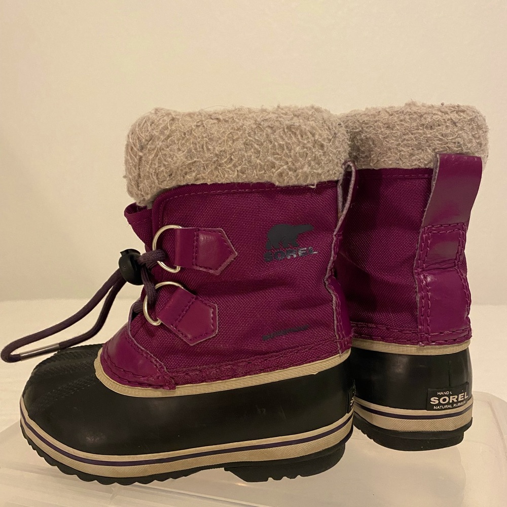 Super Warm Sorel Winter Waterprood Boots, purple Kids size 10